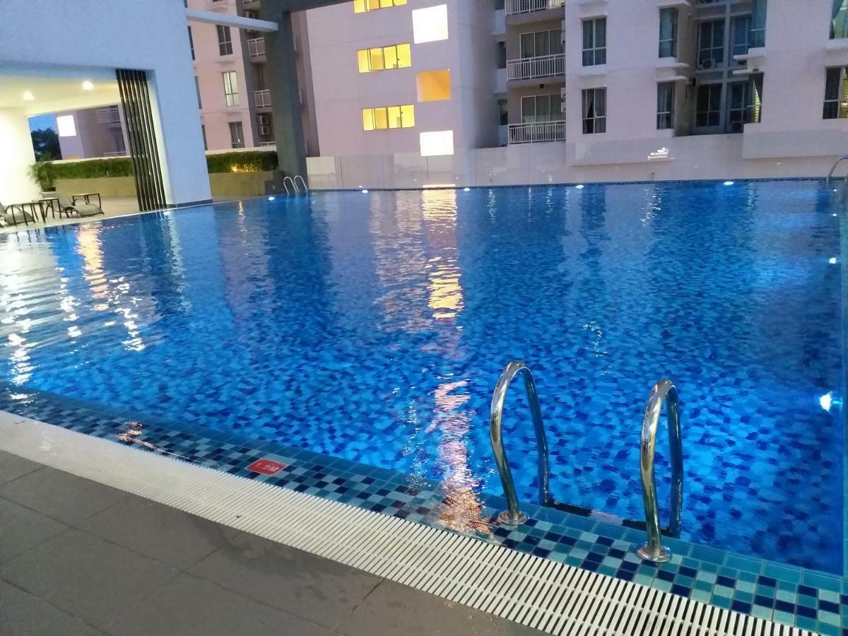 Aliff Avenue 2 Bedroom Homestay Johor Bahru Bagian luar foto
