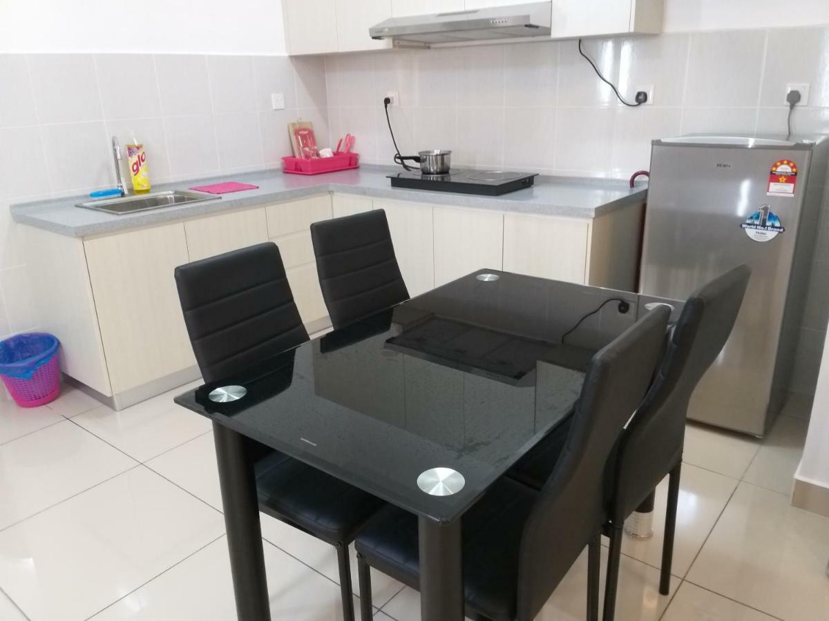 Aliff Avenue 2 Bedroom Homestay Johor Bahru Bagian luar foto